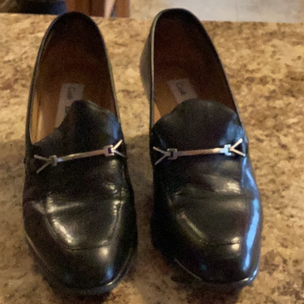 One pair of Croft and Barrow heels.